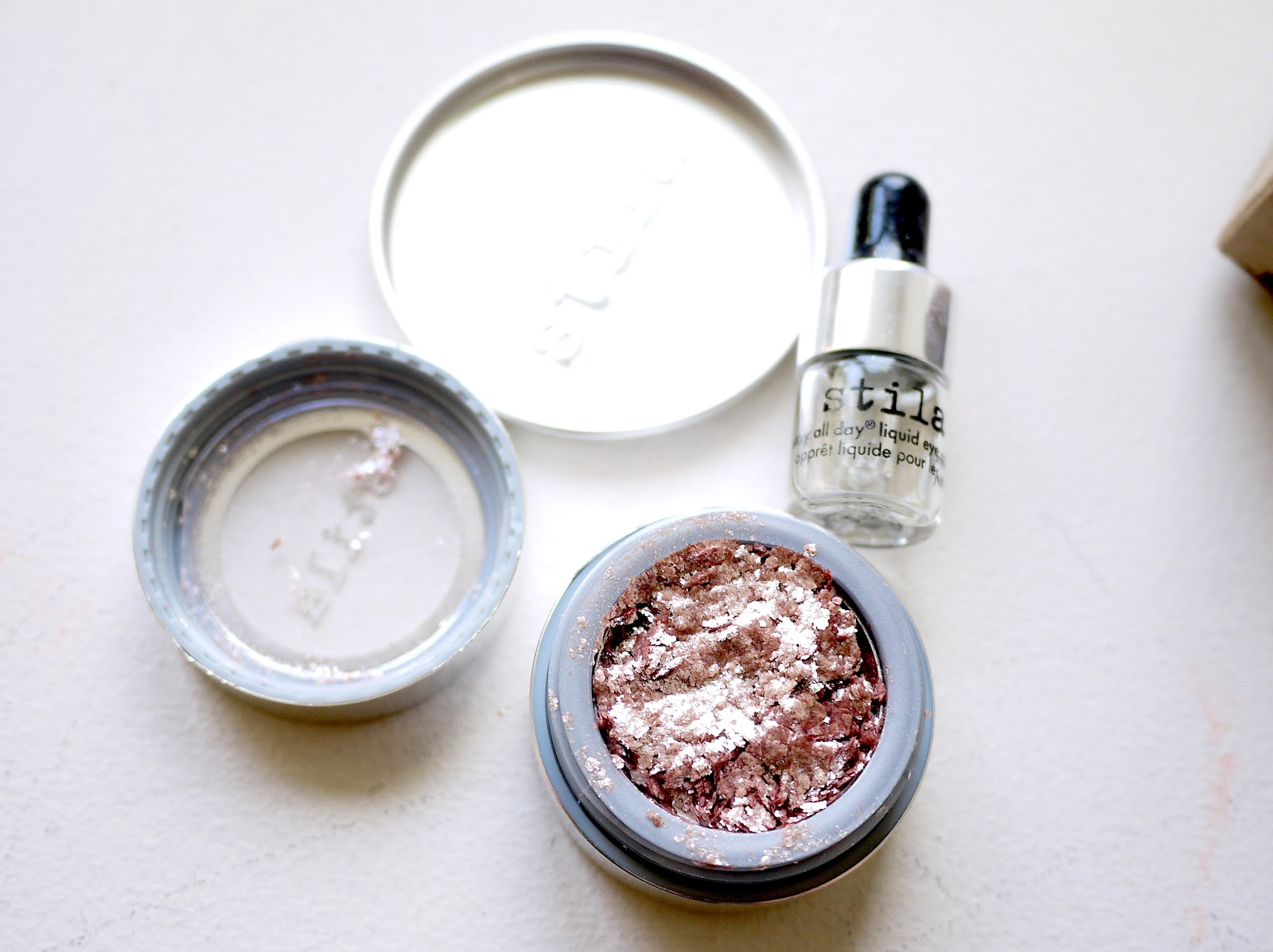 Stila Magnificent Metals Foil Finish Eye Shadow Metallic Dusty Rose swatch review