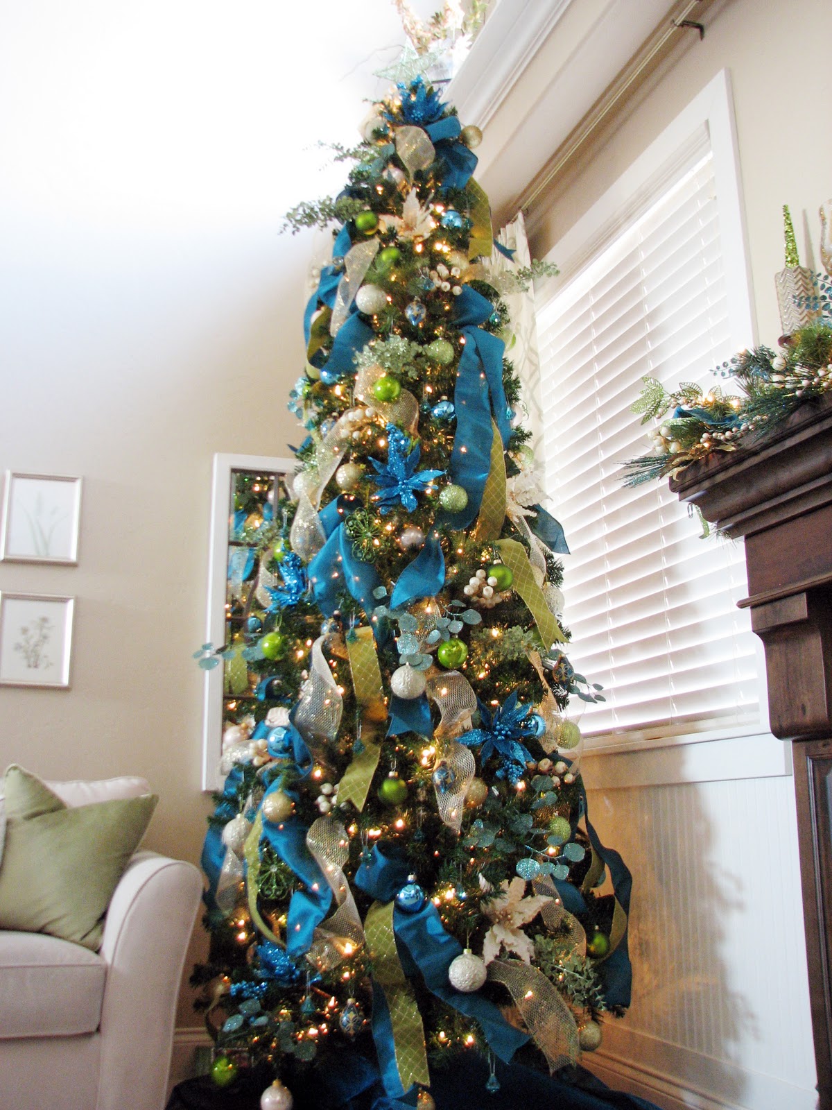More Christmas Decor The Tree Sita Montgomery Interiors More Christmas Decor The Tree