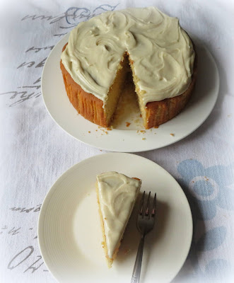 Vanilla & Cardamom Cake