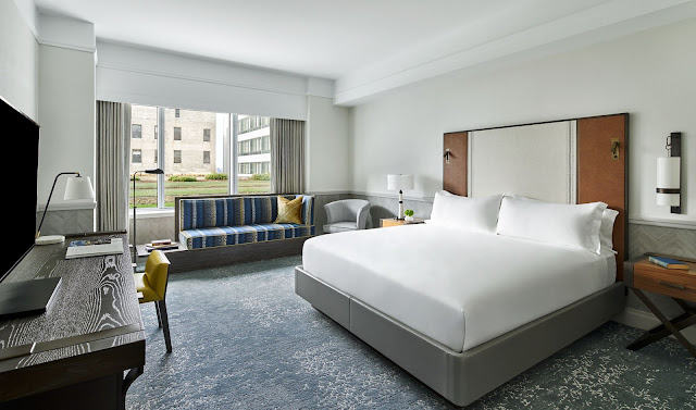 The Ritz-Carlton, Boston is a luxury hotel where guests are surrounded by iconic sites from USA history including the 50-acre Boston Common park.