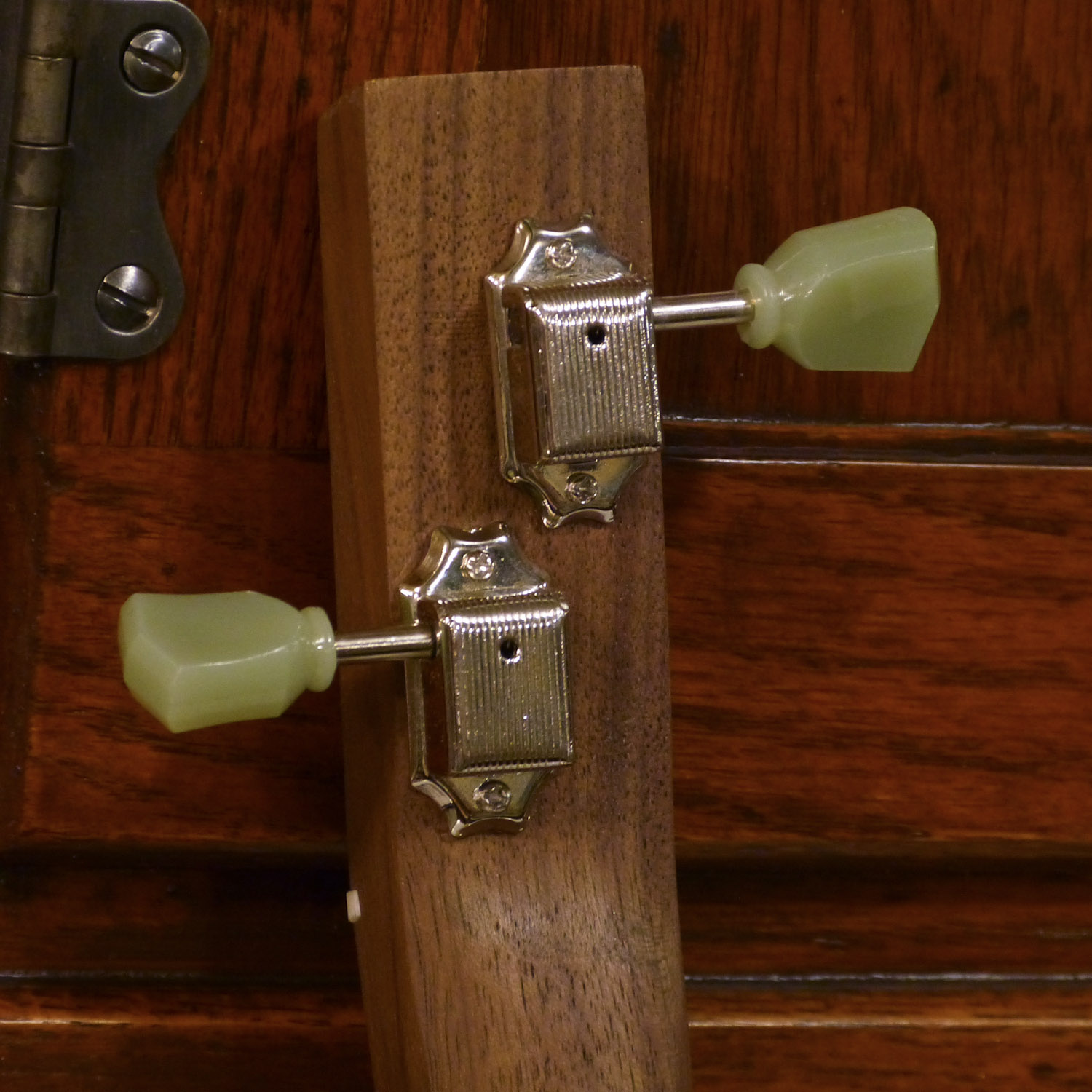 2017 TwoString TinCan Fretted Reverb Fiddle