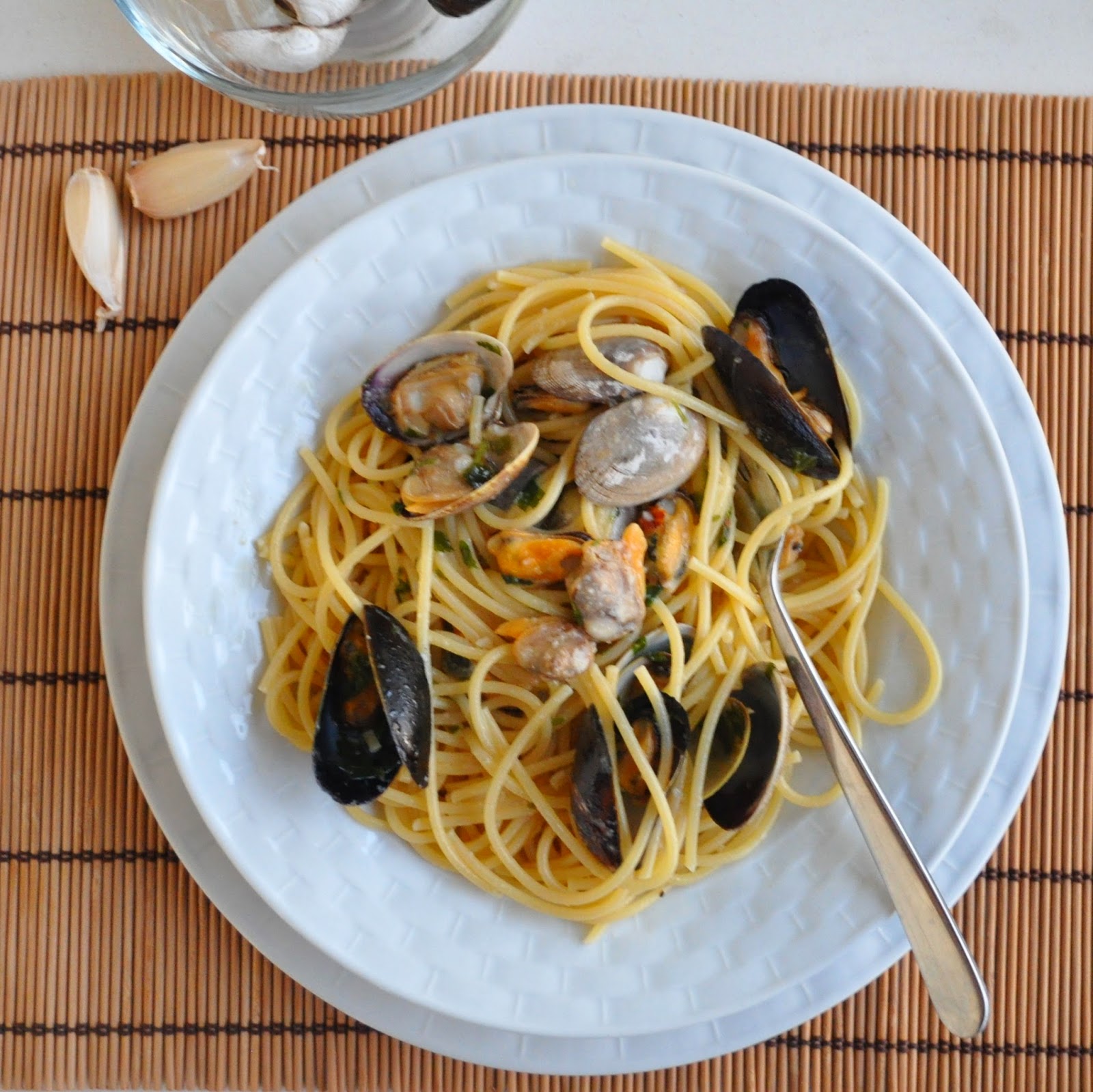 Cooking with Manuela Spaghetti with Clams and Mussels