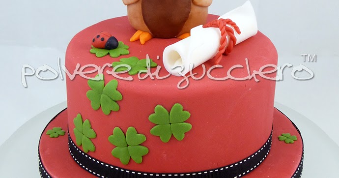 Torta Gufo con tocco per una laurea, in pasta di zucchero ...