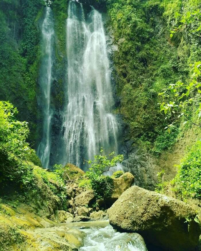 Curug Buton, Air Terjun dengan Panorama Asri Menyejukan Curug Buton, Air Terjun dengan Panorama Asri Menyejukan