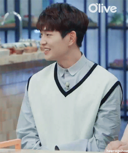 2302583E58C0FB2B3A35EC.gif