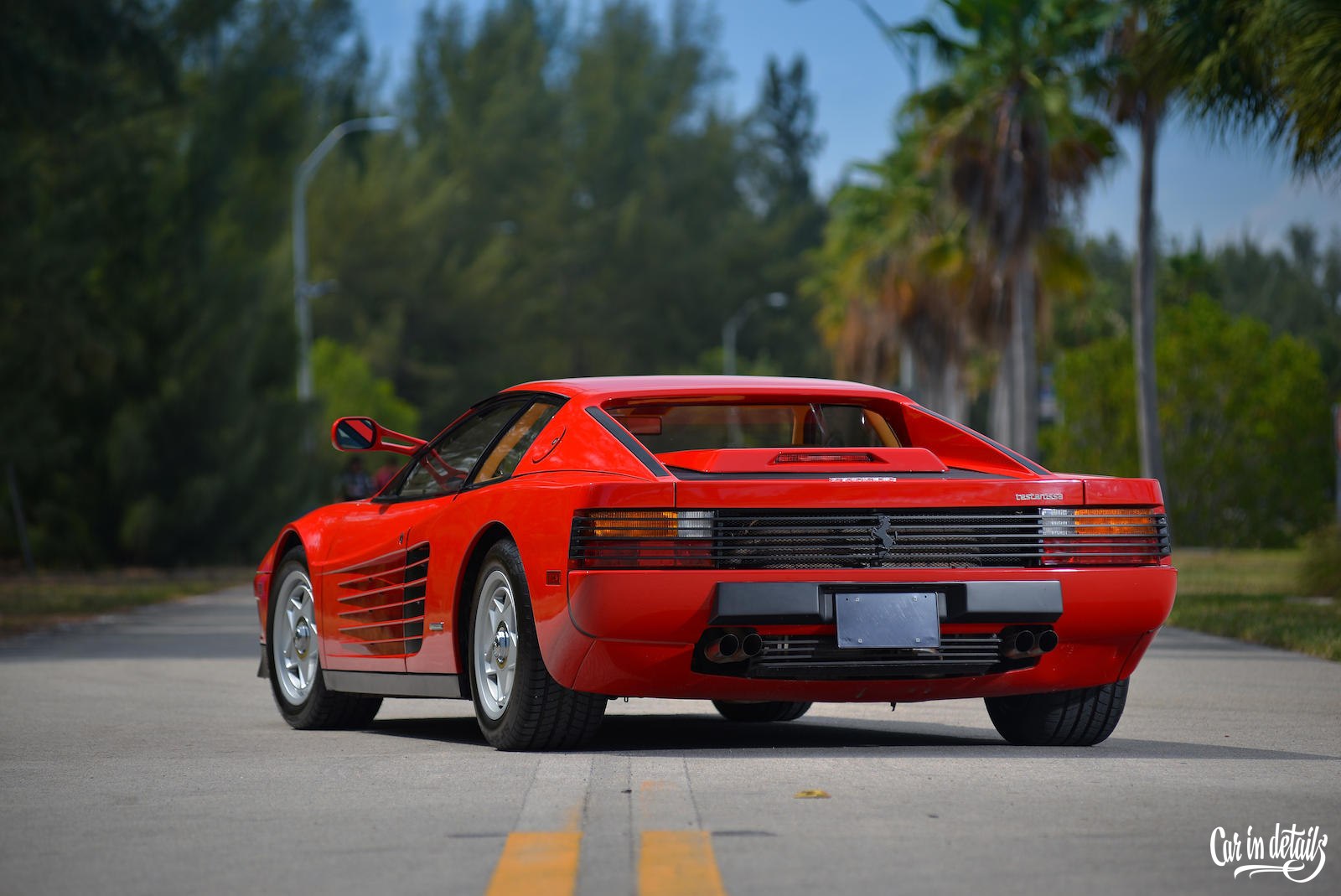 Ferrari Testarossa Retro Wave