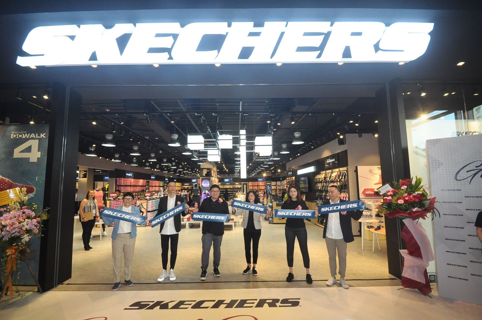 skechers silver sands outlet