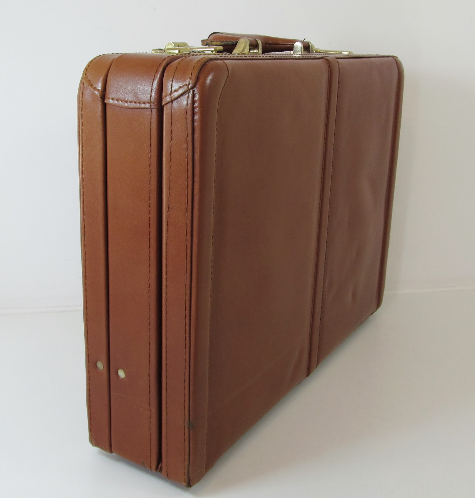 TAN BROWN CLASSIC LEATHER HARD SHELL COMBINATION LOCK BRIEFCASE ATTACHE