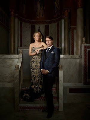 Mads Mikkelsen and Gillian Anderson in Hannibal Season 3