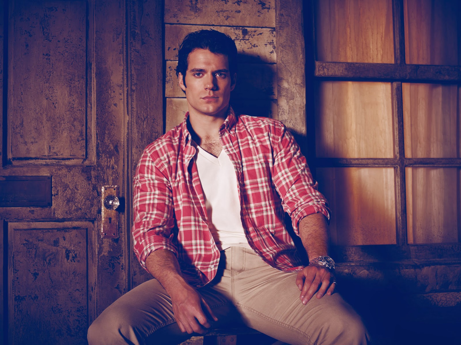 18-Henry-Cavill-by-Jason-Bell.jpg