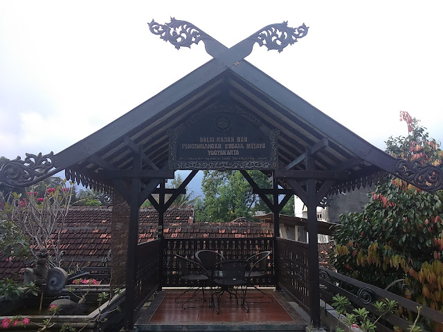 JEJAK KEMARIN: June 2016