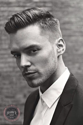 10 Model Rambut Pendek Pria Yang di Sukai Wanita Zaman Sekarang Model rambut di zaman kini cukup banyak dan juga bermacam-macam dari mulai rambut perempuan sam 10 Model Rambut Pendek Pria Yang di Sukai Wanita Zaman Sekarang
