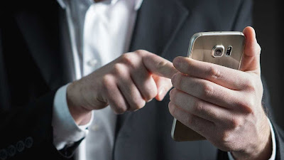 WhatsApp deve liberar envio de dinheiro entre usuários em breve WhatsApp deve liberar envio de dinheiro entre usuários em breve