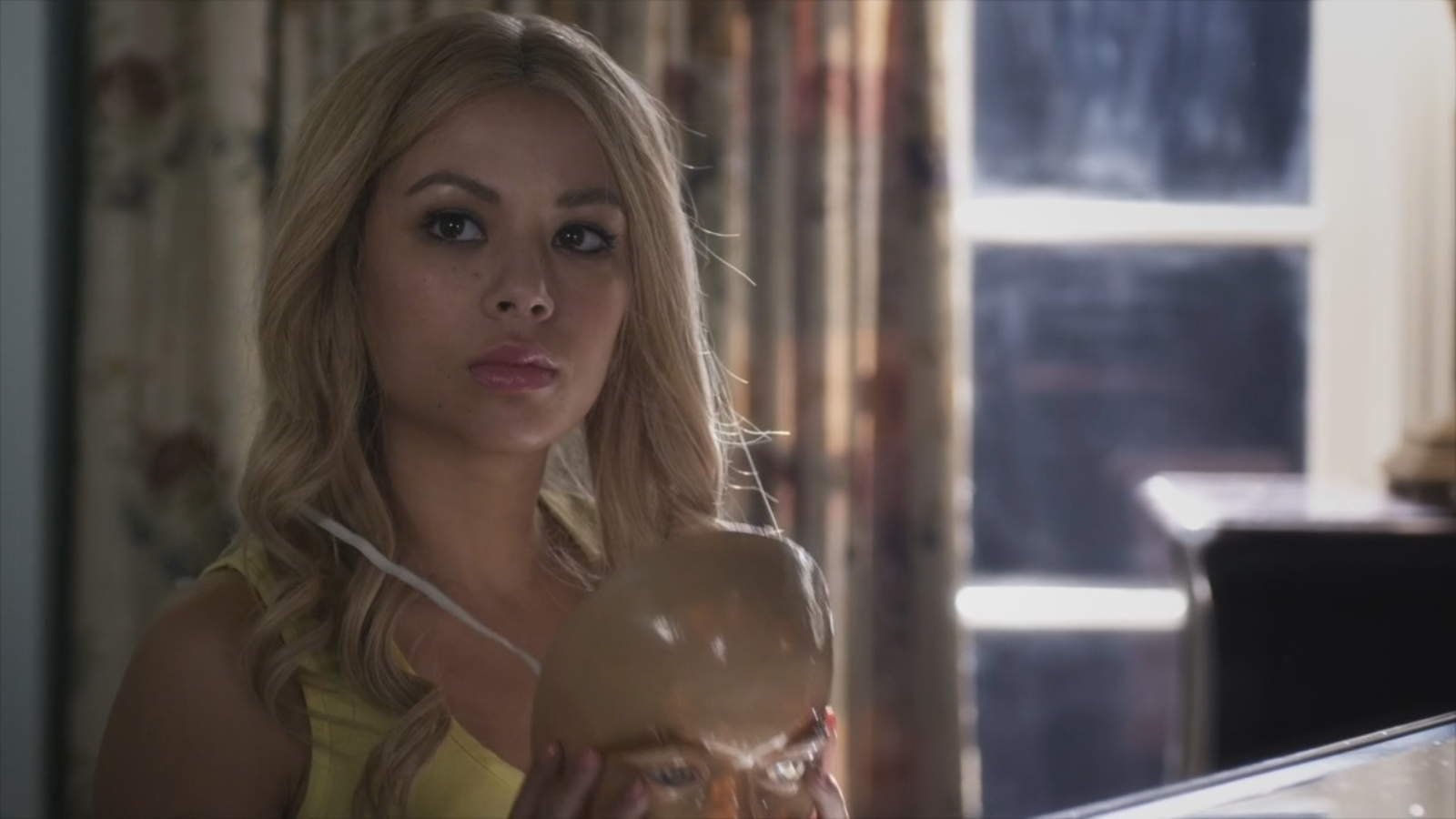 Who's In The Dollhouse On 'Pretty Little Liars'? Charles May Have
