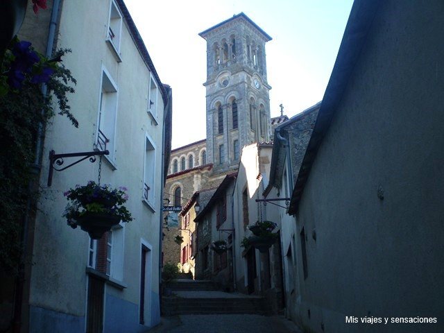 Iglesia de Notre Dame, Clisson, Francia