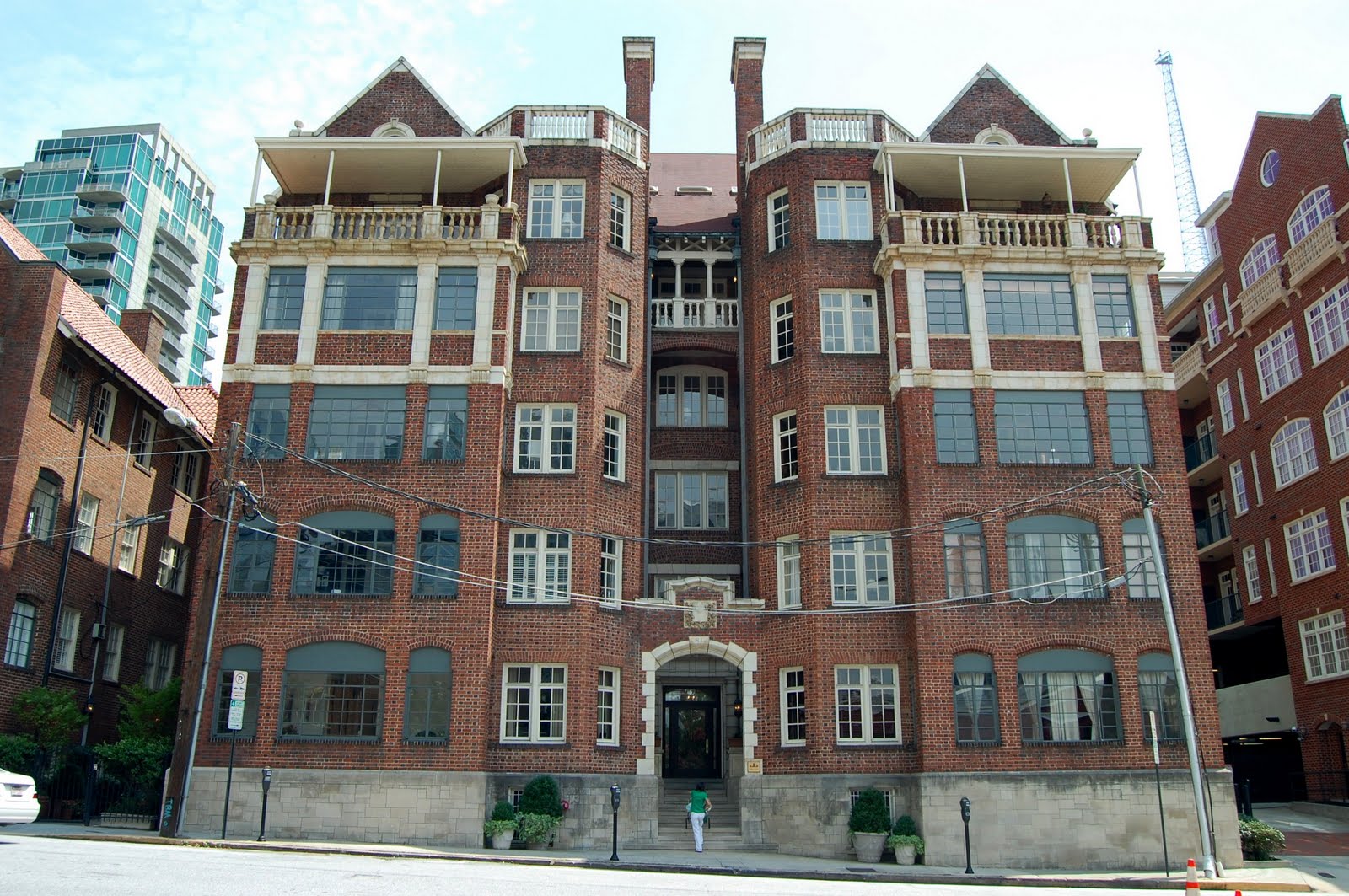 Recollections of a Vagabonde: An Old-Fashioned Tea Room in Atlanta