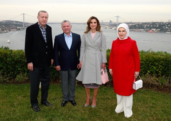 King Abdullah and Queen Rania met with President Recep Tayyip Erdoğan and First Lady Emine Erdoğan