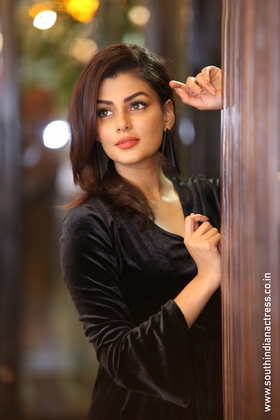 Anisha Ambrose