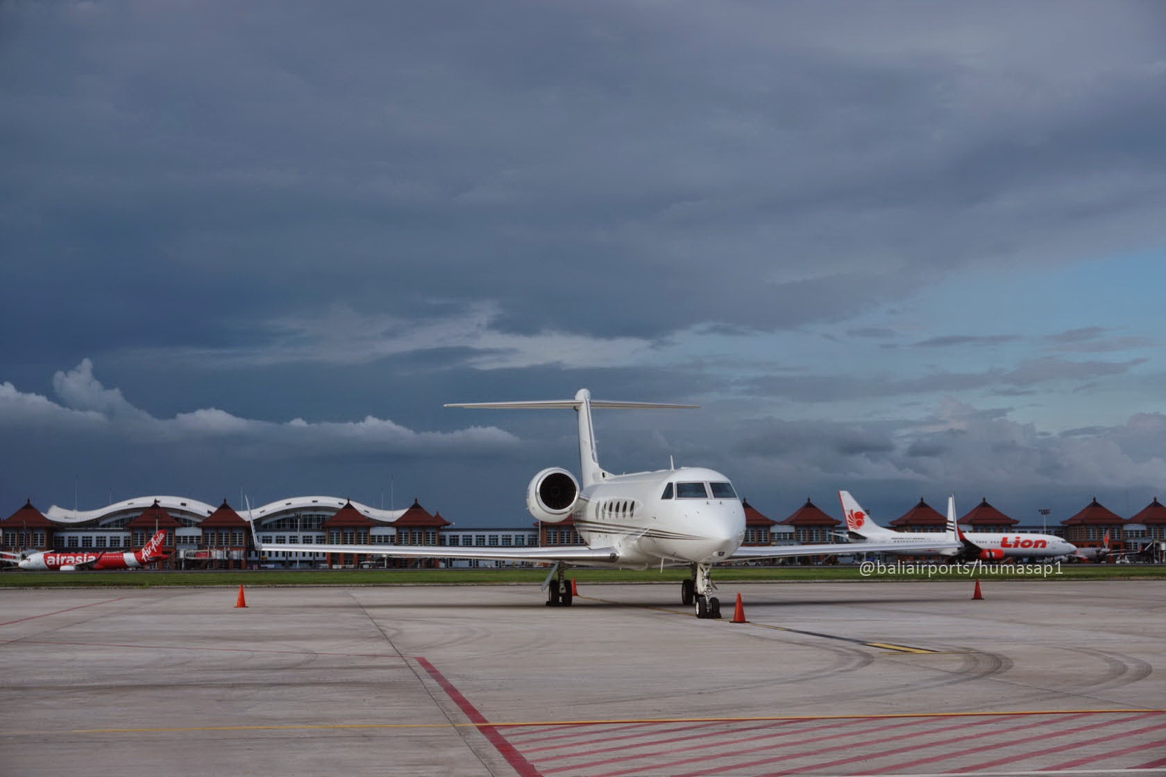 Imlek, Penerbangan ke Asia dari Bandara Ngurah Rai Ramai