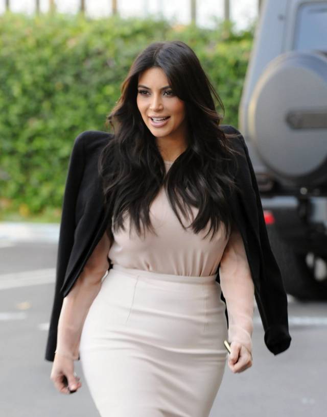 Kim Kardashian Snuck Away For Lunch With Mason And Scott Ye Kya Chutiyapa Hai