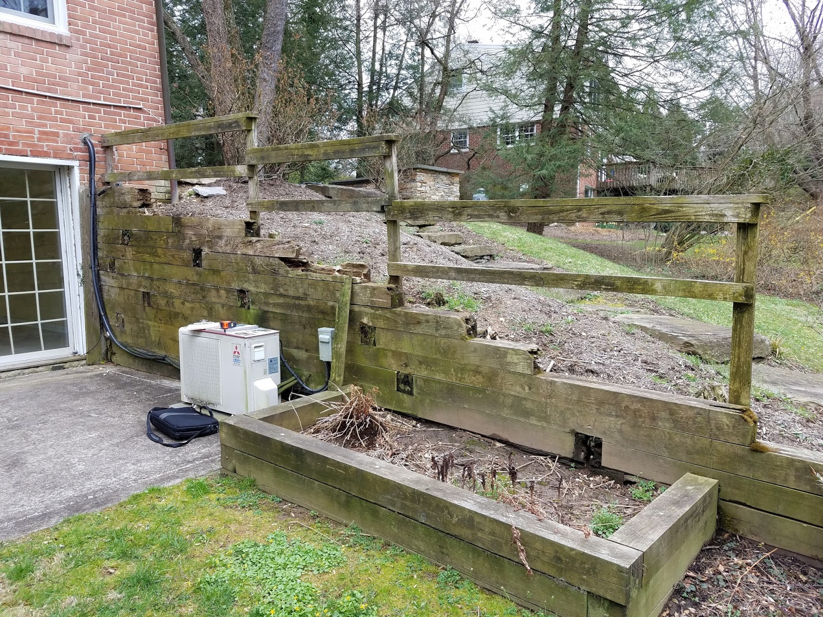 Custom Stoneworks & Design Inc. Retaining Walls installed Baltimore