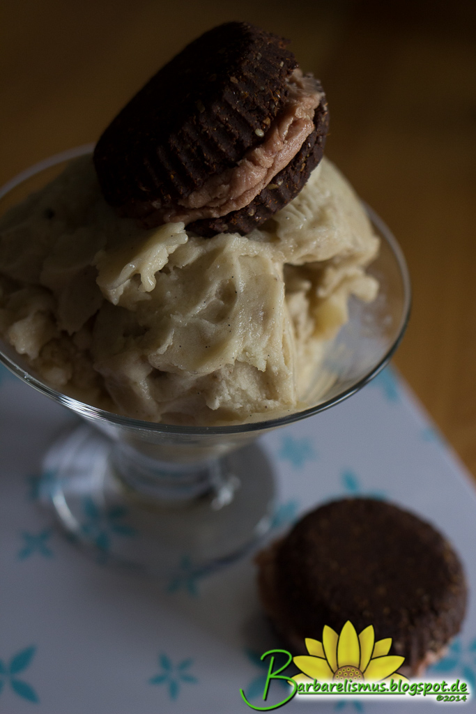 Barbarelismus Vegan Cookies and Cream Ice Cream