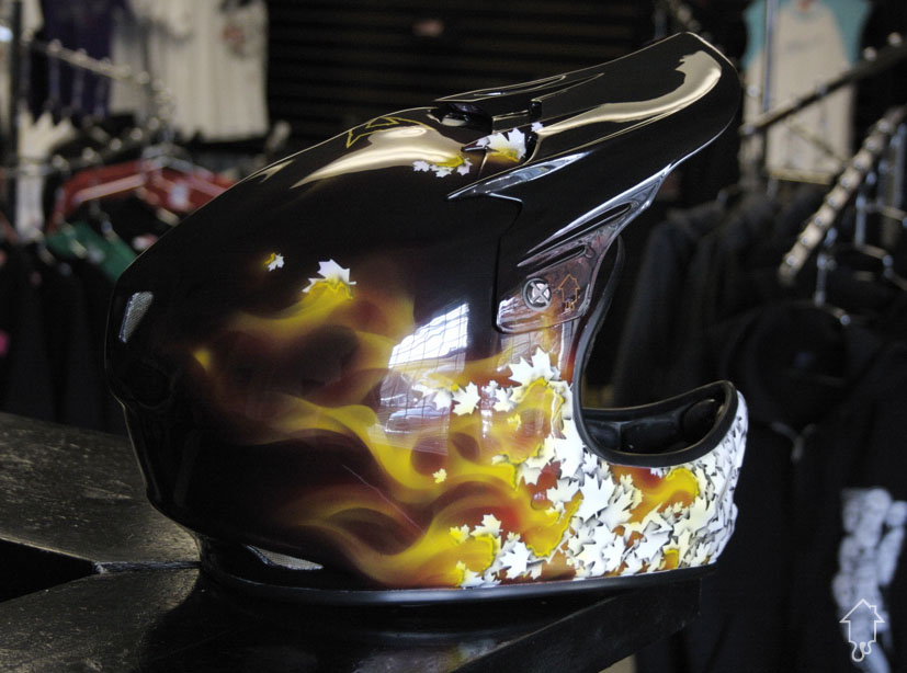 PaintHouse Customs Naz's "Leaves on Fire" Helmet