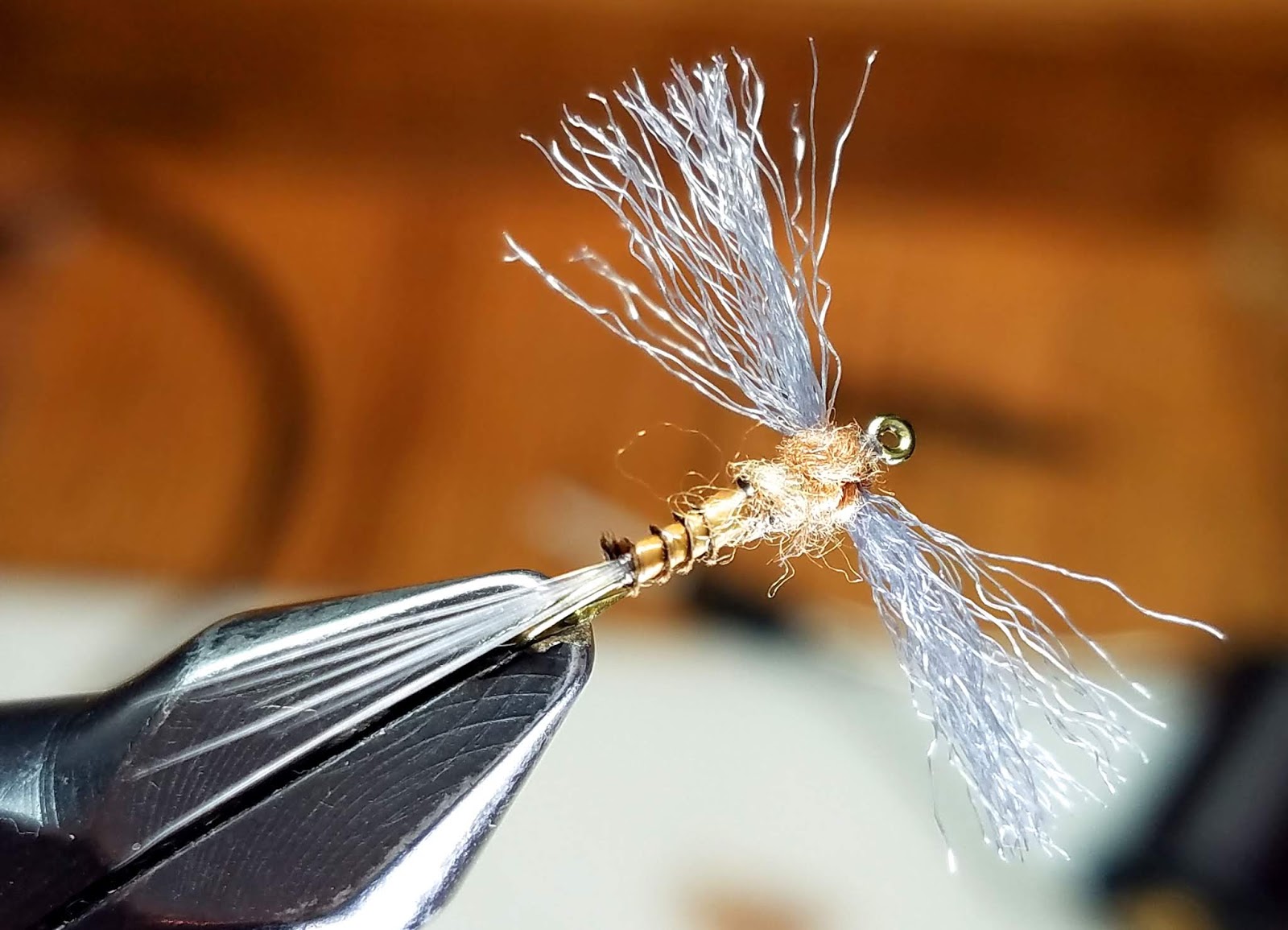 The Riffle Fly Focus Rusty Spinner