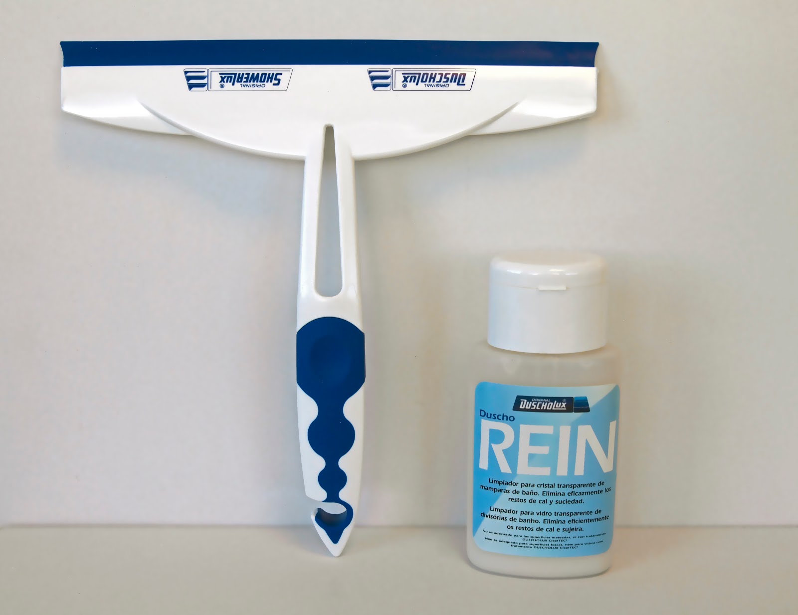 Kit de productos para quitar la cal de la mampara de ducha y aplicarle  protección antical