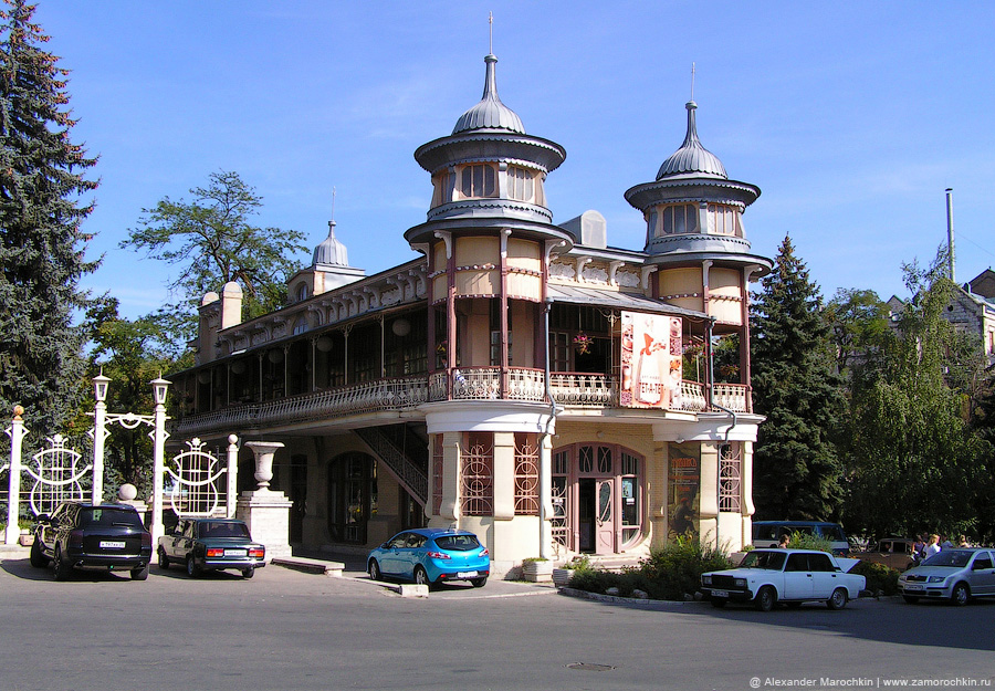 Здание Курортной выставки (бывшая кофейня Гукасова) в Пятигорске