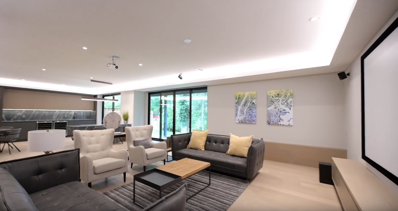 37 Photos vs. 2587 St Clair Ave E, East York, ON Luxury Home Interior Design Tour