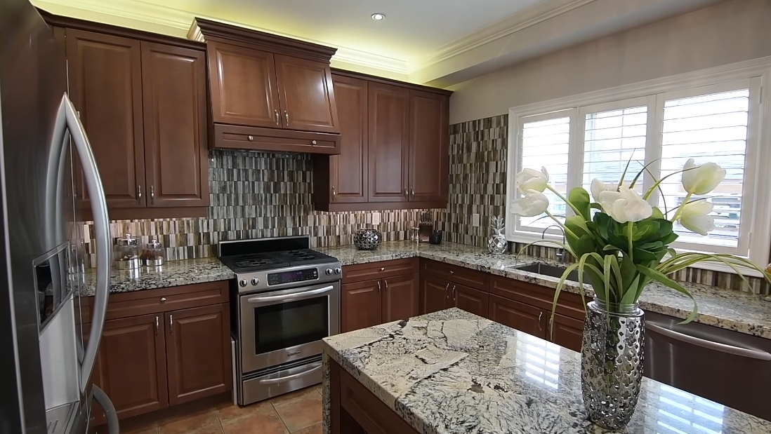 23 Interior Design Photos vs. 38 Stammers Dr, Ajax, ON Luxury Home Tour