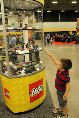 Quick Tips for the Des Moines LEGO Creativity Tour - Construction Zone display Quick Tips for the Des Moines LEGO Creativity Tour - Construction Zone display