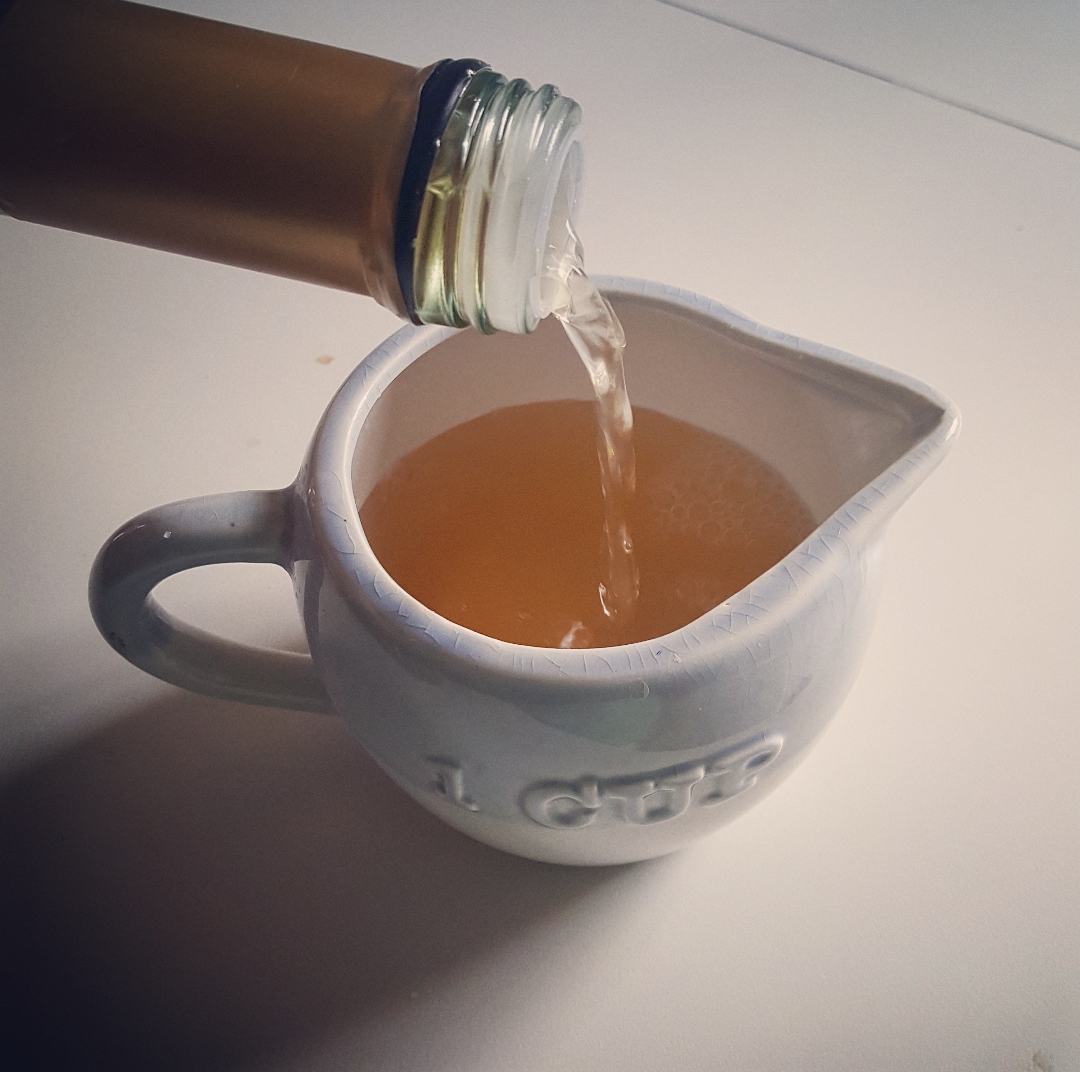 Foxglove & Hive: Cleaning Pot & Kettle (and a few good links)