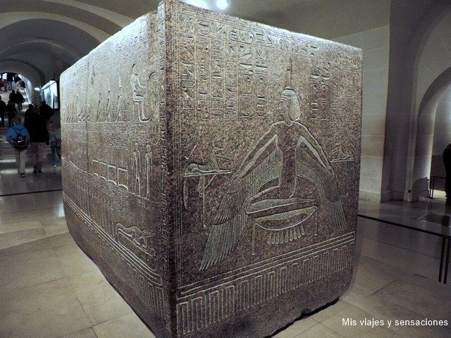 Sarcófago de Ramsès III, colección Egipto, Museo del Louvre, París Sarcófago de Ramsès III, colección Egipto, Museo del Louvre, París