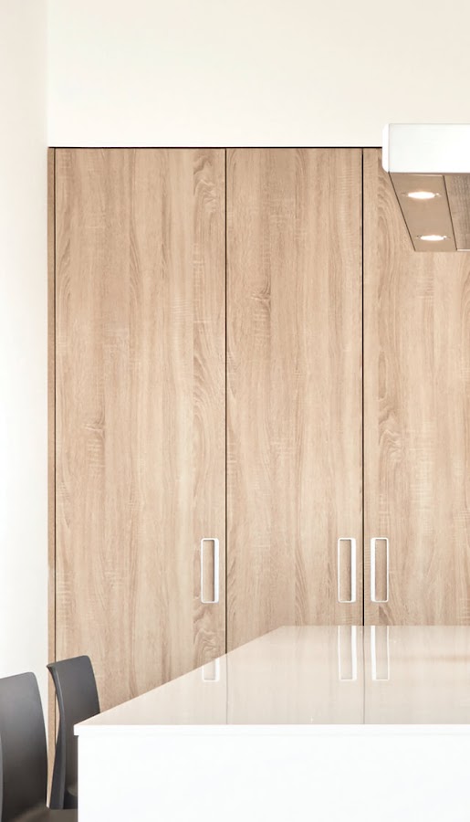 cocina-amplia-y-luminosa-con-isla-santos-schaller-02-3