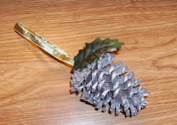 Glitter pinecone