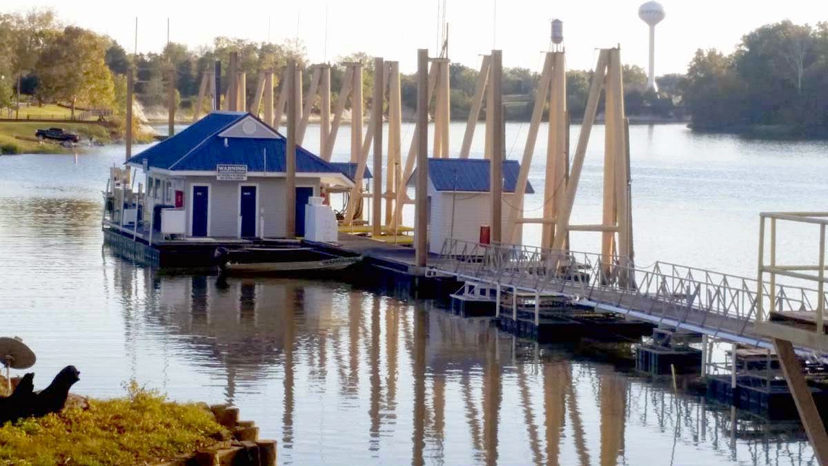 Sea Fever Our unplanned vacation stay at Demopolis, 1142014 thro 11