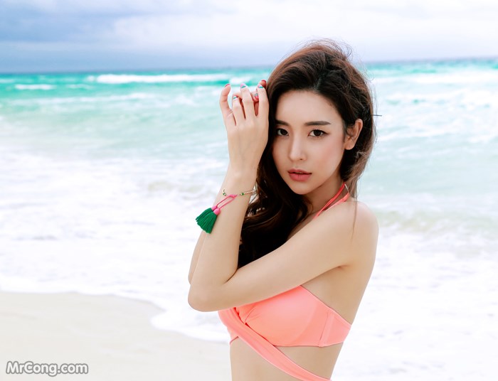 Beautiful Park Park Hyun in the beach fashion picture in June 2017 (225 photos) photo 6-2