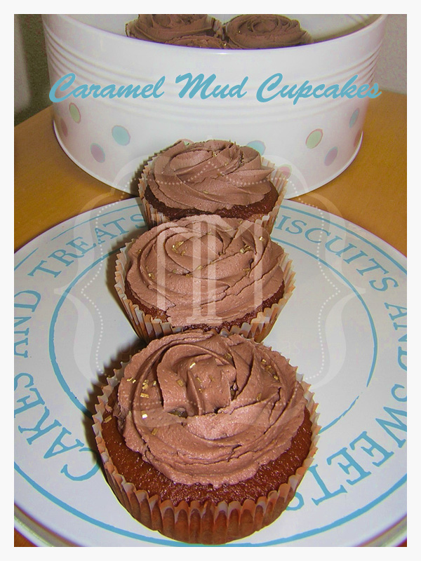 N.M. Galletas Artesanas Caramel Mud Cupcakes con Buttercream de