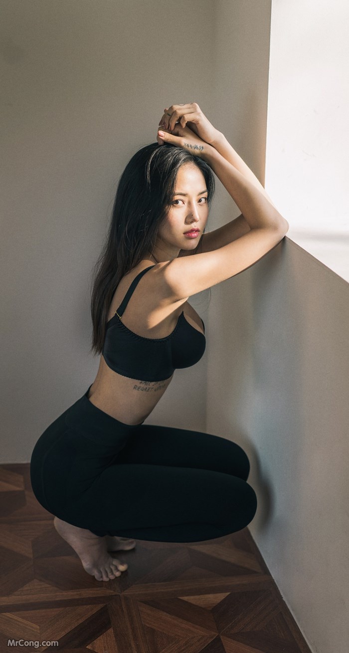 Beautiful Baek Ye Jin sexy with lingerie in the photo shoot in March 2017 (99 photos)