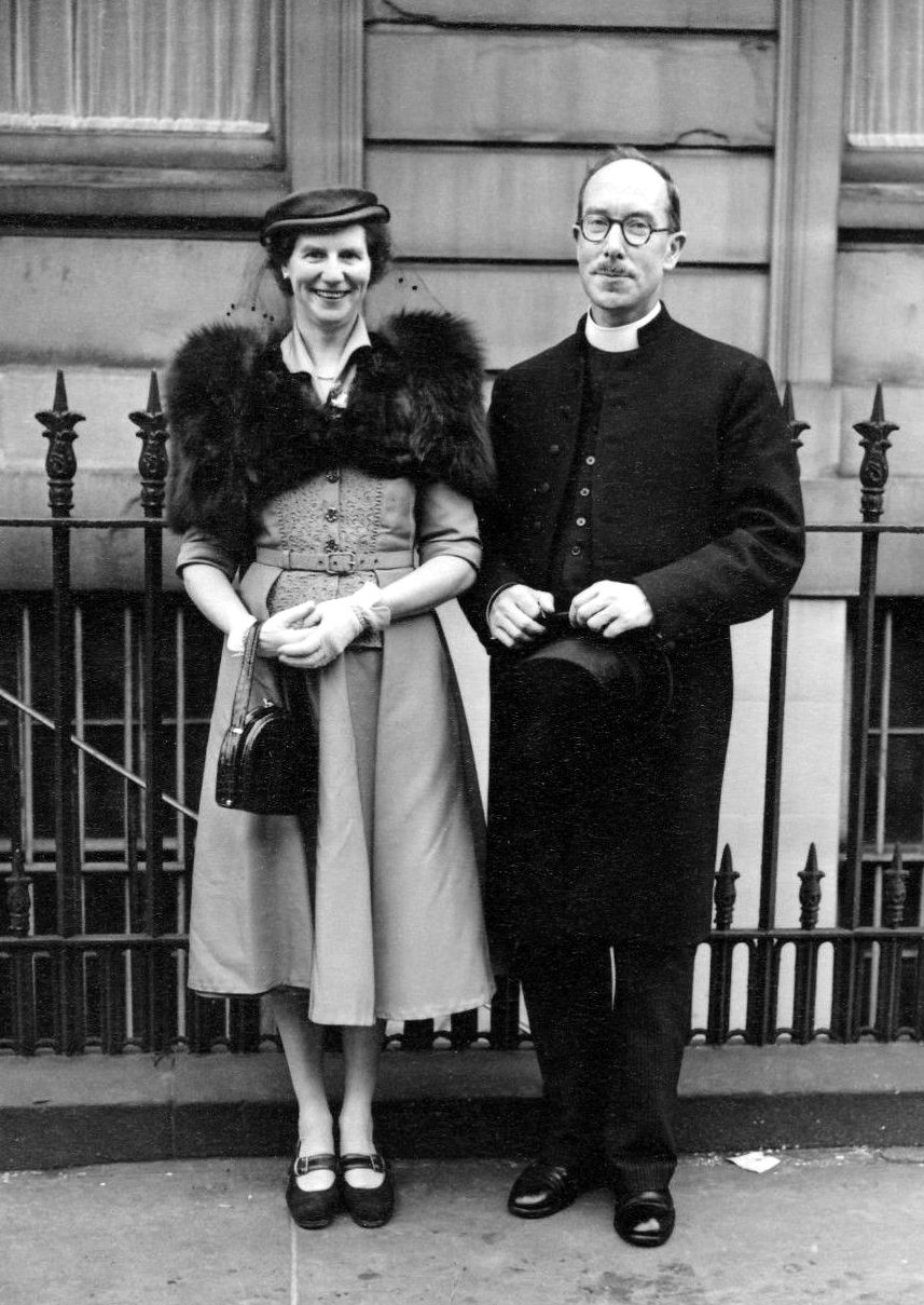 Tour Scotland Old Photograph Vicar Wedding Glasgow Scotland