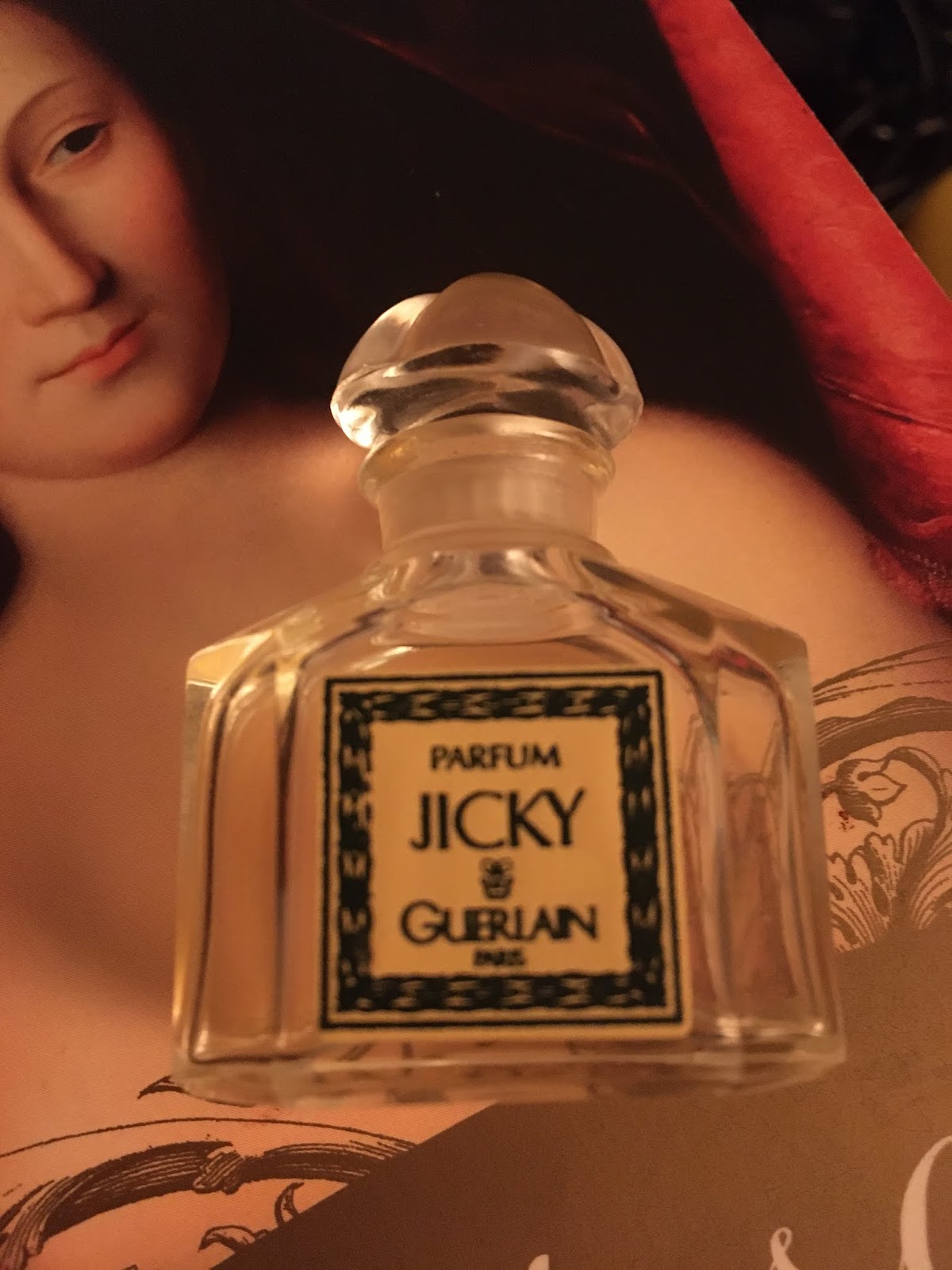 Rogue Rihanna perfume - a fragrance for women 2013