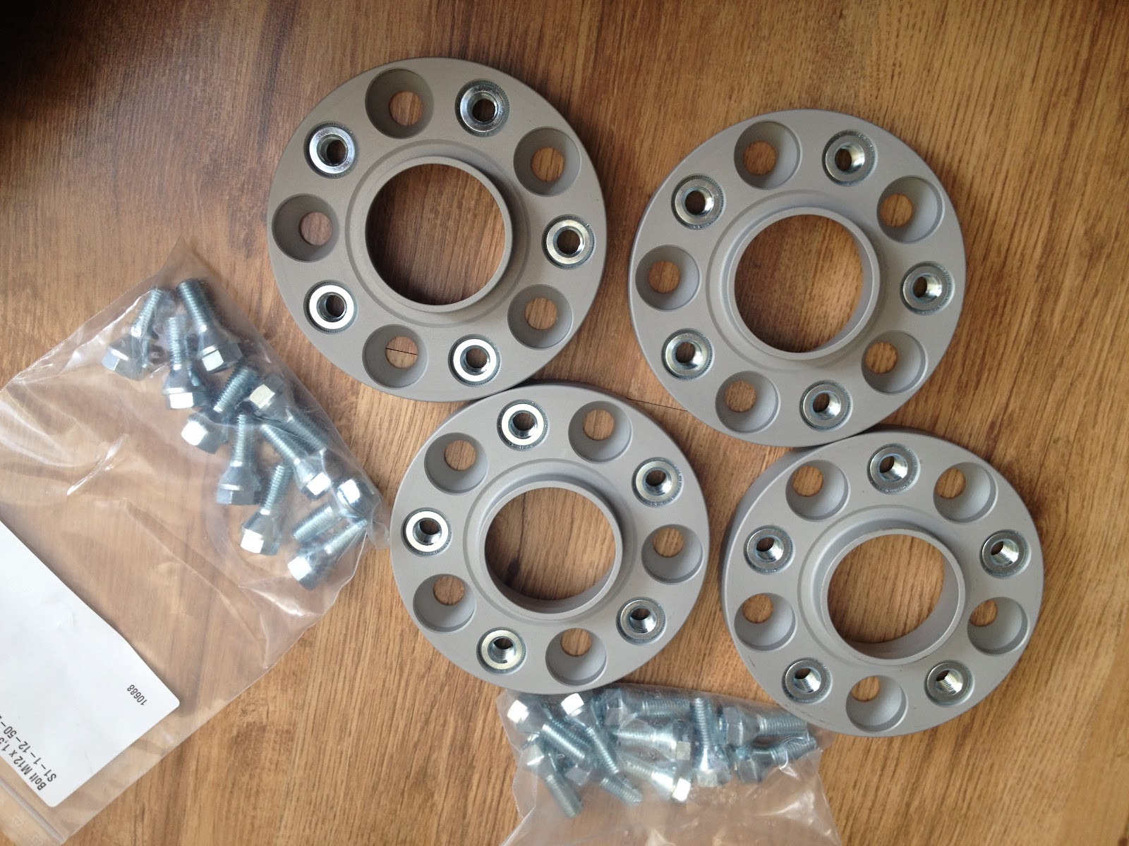 Renault Megane III Project Blog Installed 21mm Eibach Pro Spacers