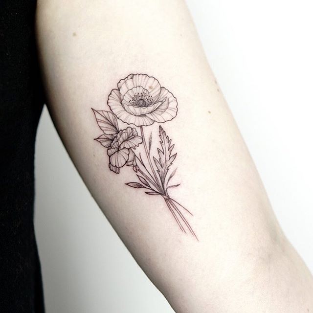 Tatuagens de flores para as mulheres Tatuagens de flores para as mulheres