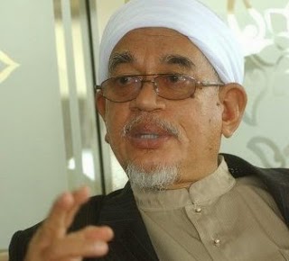 PRESIDEN PARTI ISLAM SEMALAYSIA ( PAS )