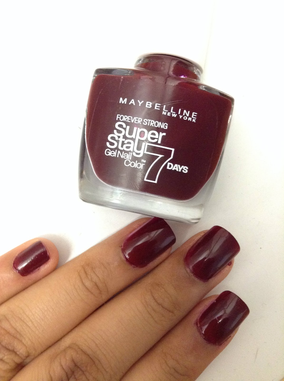 Maybelline Midnight Red - Class & Glitter