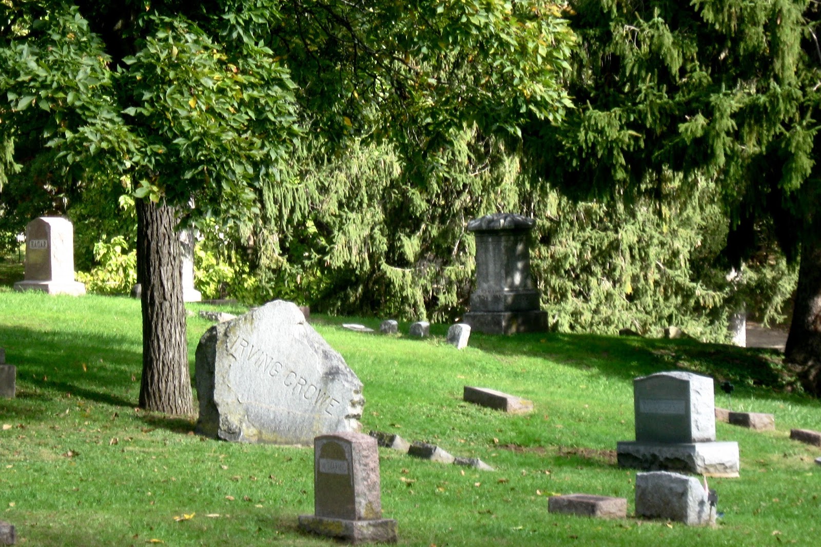 Oak Hill Cemetery Walks Sherry Thurner November 2016
