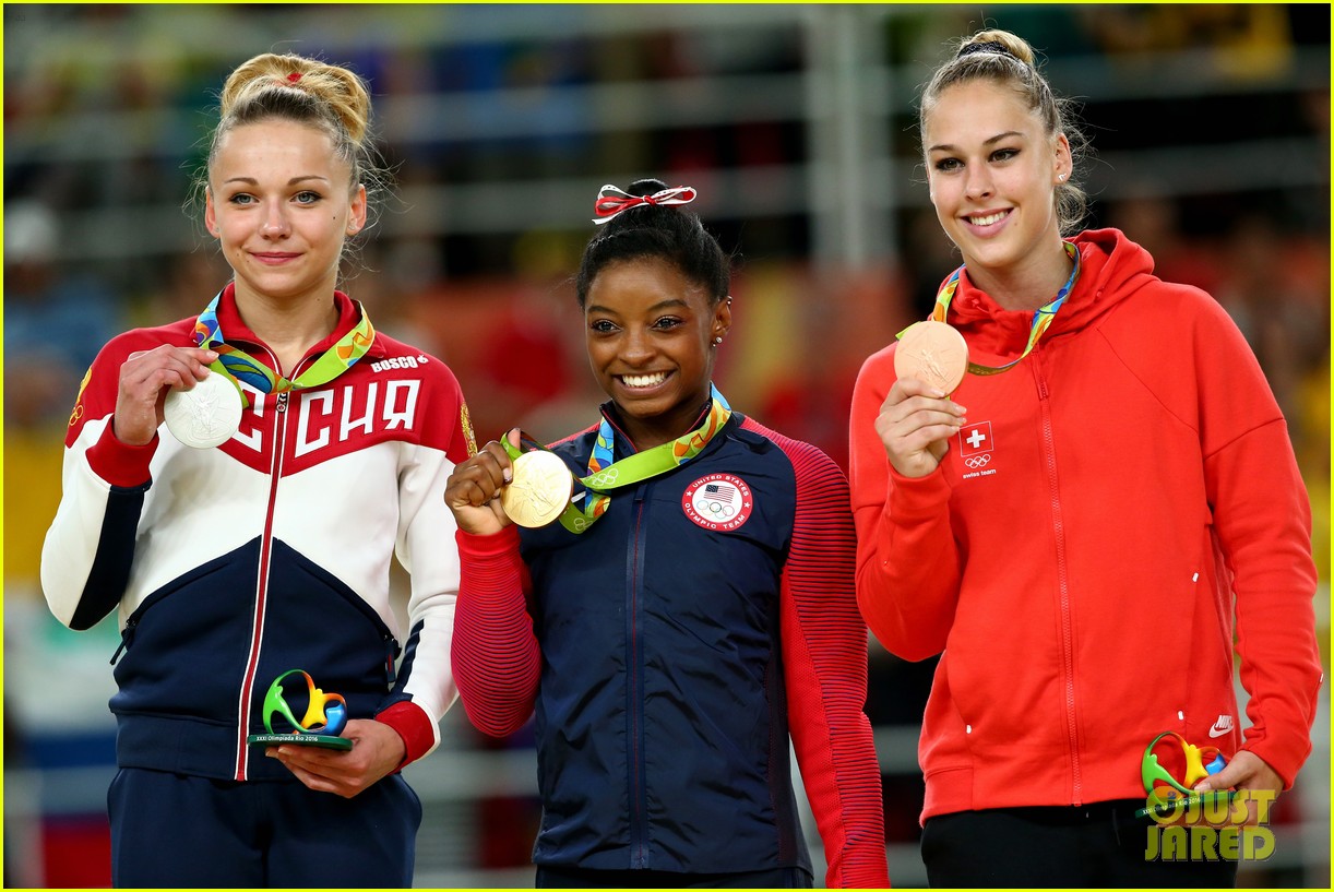 Призеры олимпийских игр. Первая женщина олимпийская. Первая женщина олимпийская. Пловчихи 1912. Первая женщина олимпийская.