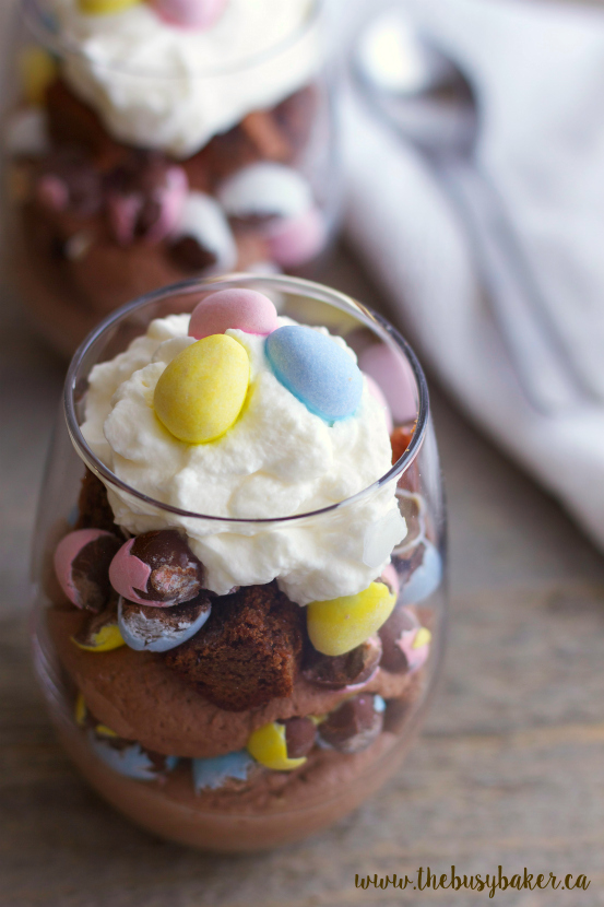 Mini Eggs Easter Brownie Parfaits - The Busy Baker